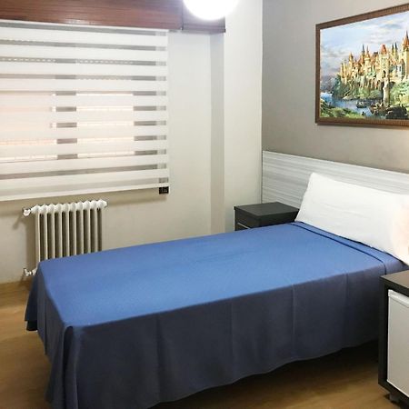 Pension Berceo Λογκρόνο Εξωτερικό φωτογραφία